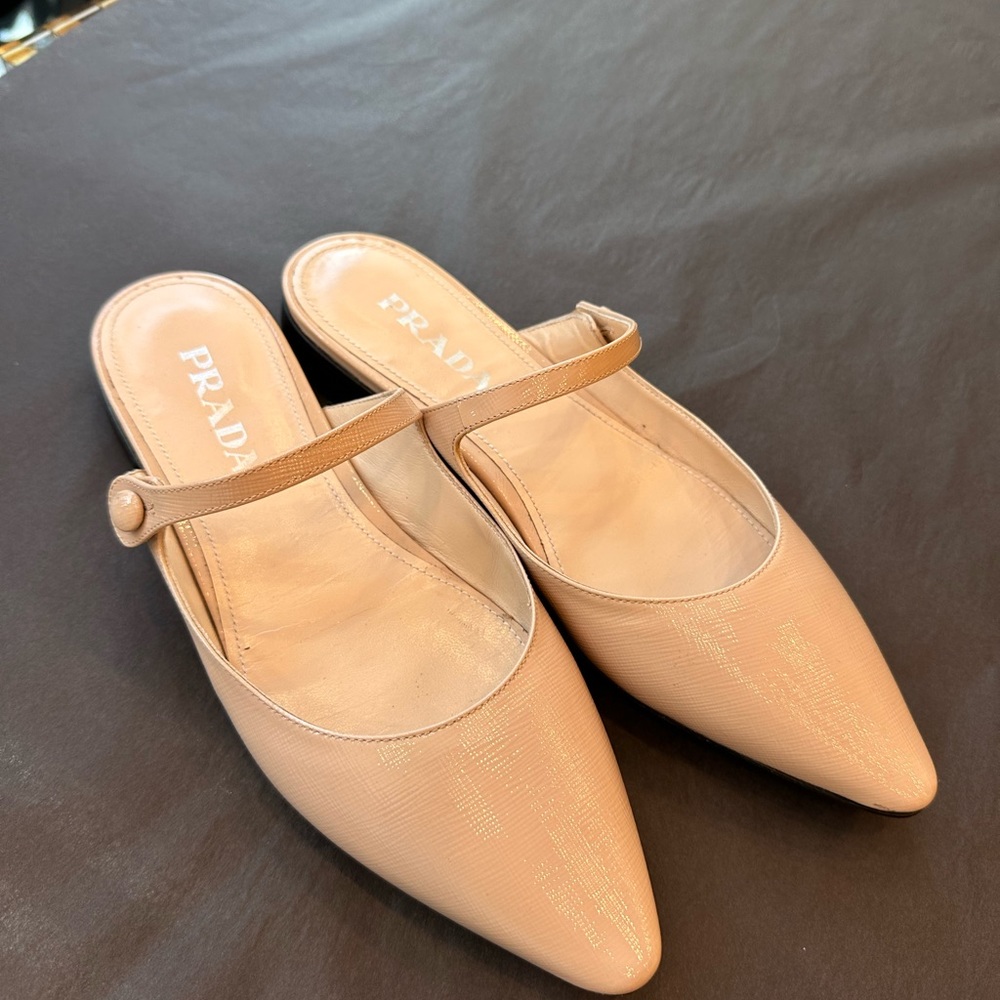 Prada leather Mary Jane flats - Picture 2 of 4